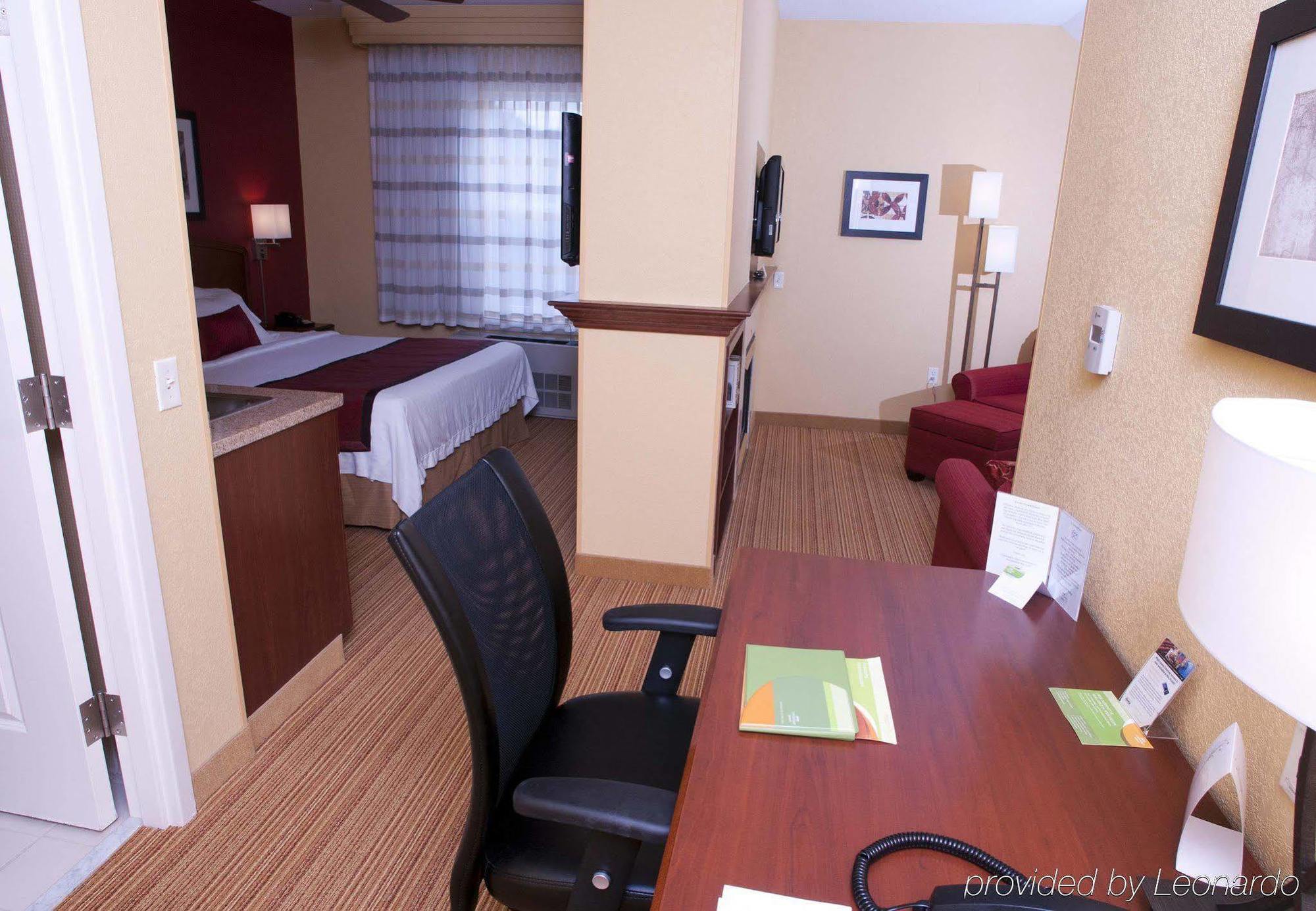 Courtyard Middlebury Otel Dış mekan fotoğraf